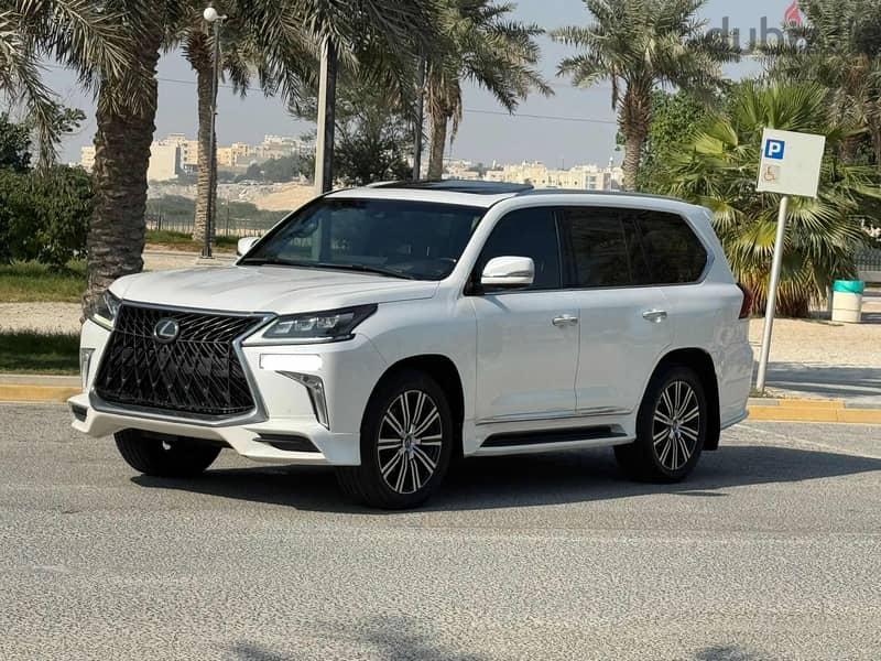 Lexus LX 570S 2019 White 1