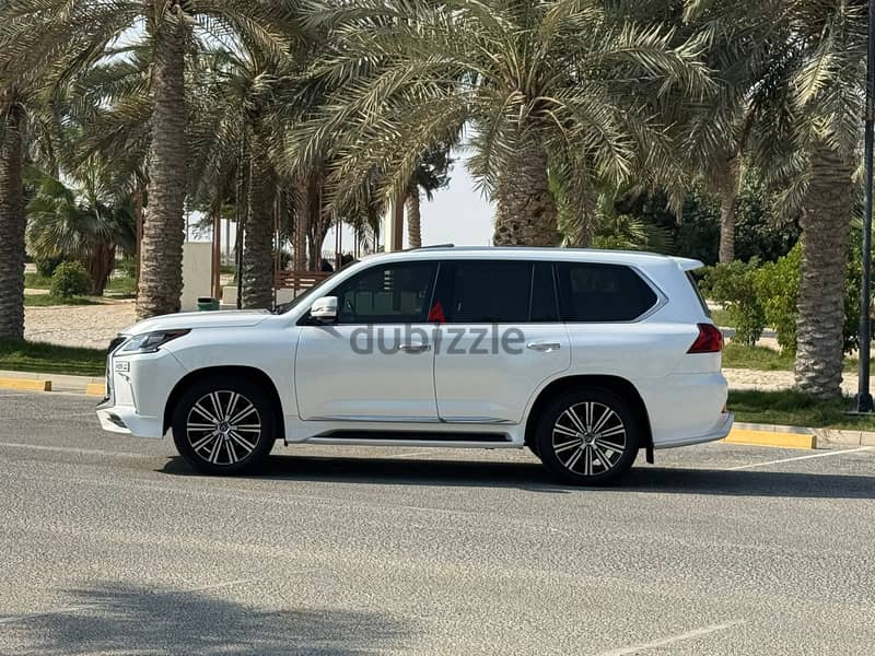 Lexus LX 570S 2019 White 2