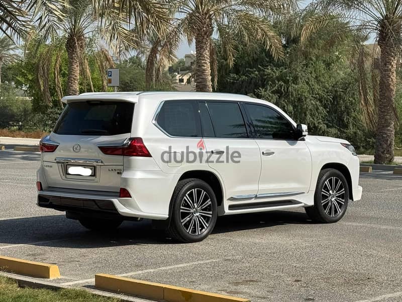 Lexus LX 570S 2019 White 6