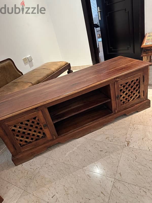 furniture in excellent condition 9