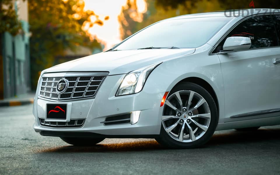 Cadillac XTS 4 2015 Superb Condition | White 8