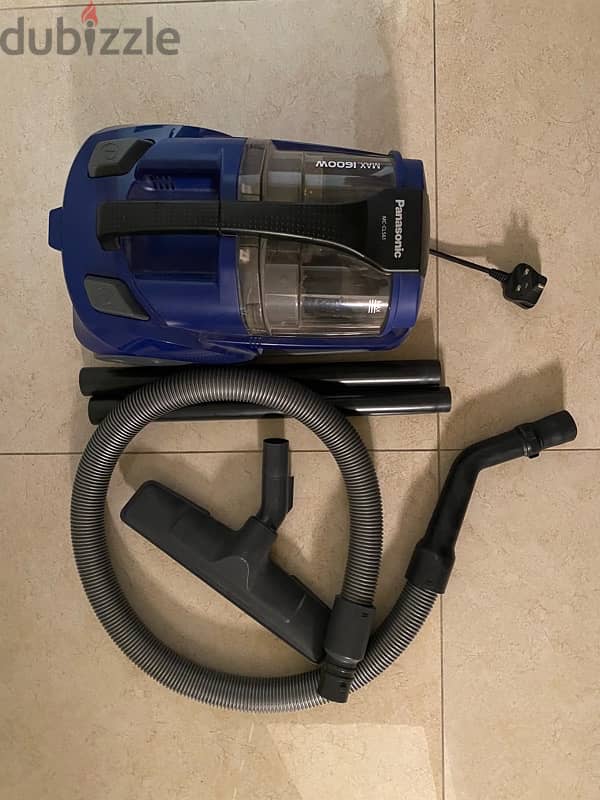 Panasonic Bagless Vacuum Cleaner 0