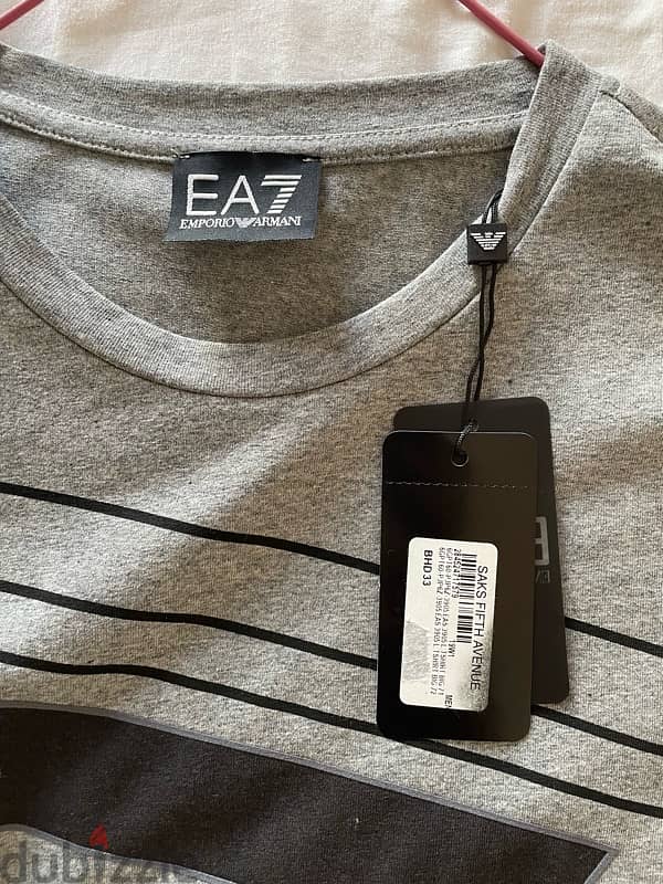 ea7 emporio armani LARGE 1