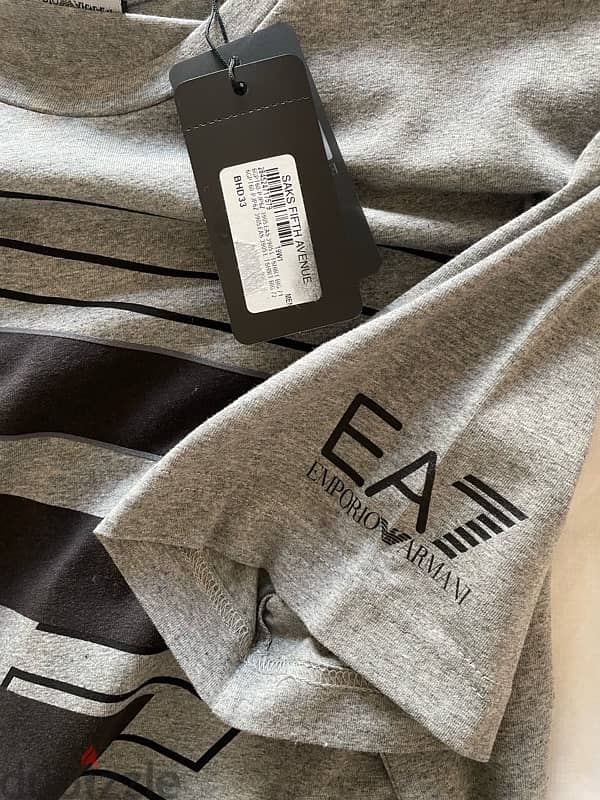 ea7 emporio armani LARGE 2