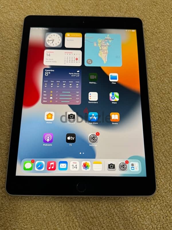 Apple iPad Pro 9.7 32gb TrueTone like new 2