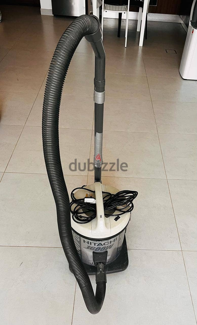 hitachi vaccum cleaner 1