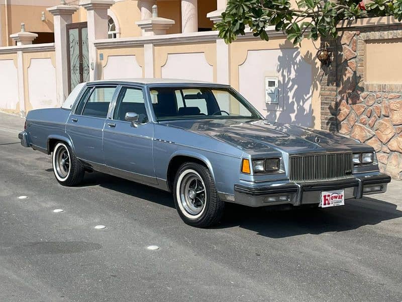 Buick Park Avenue - 1983 model 0