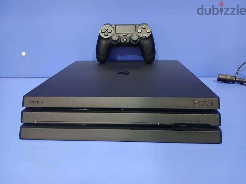 PS4 Pro 1 TB available 0