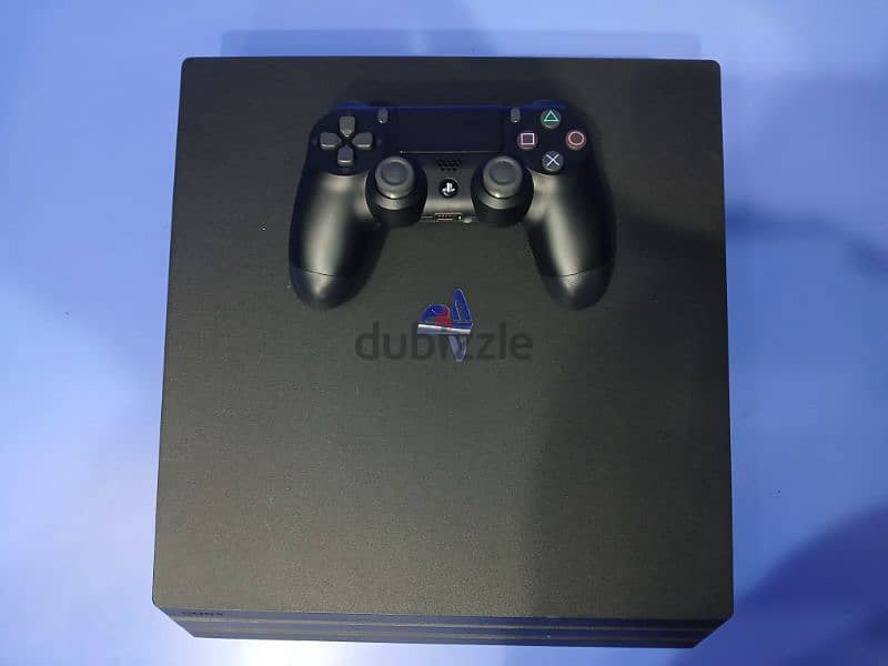 PS4 Pro 1 TB available 10