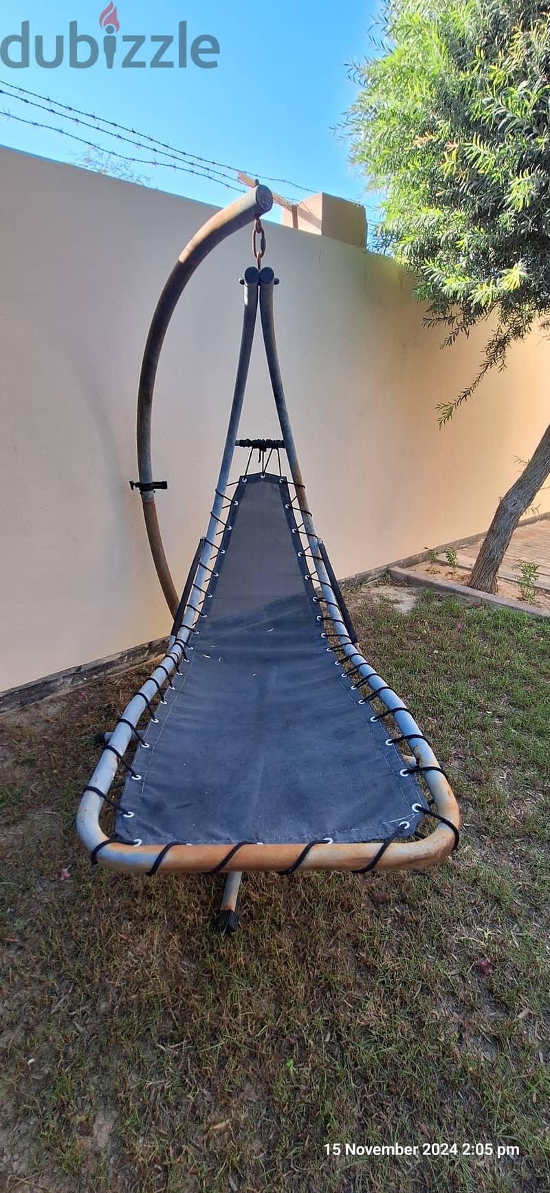 Garden swing 1