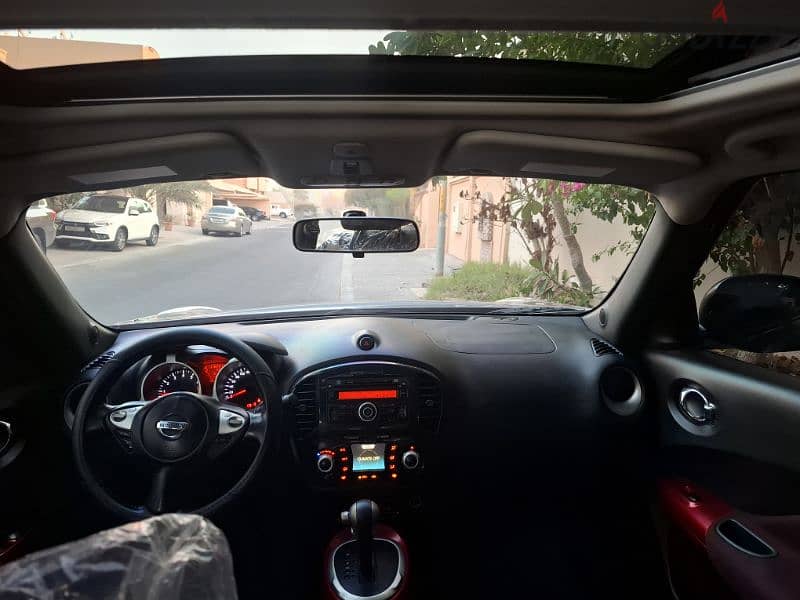 Nissan juke 2012 full options sunroof  ladyuse only 118km no accidents 10