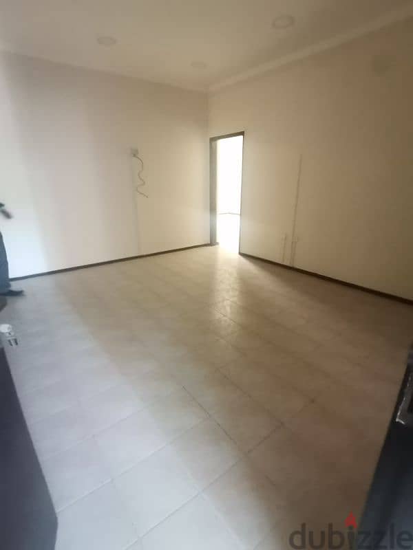 FLAT FOR RENT 2 BHK BIG 7