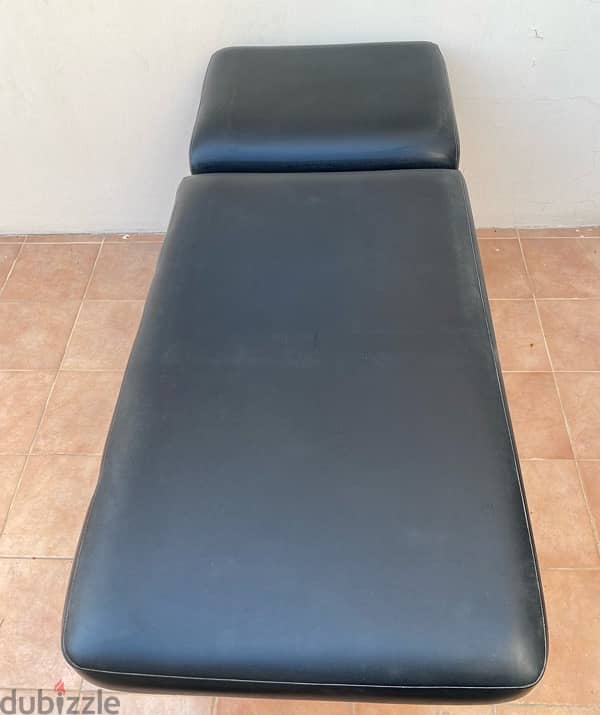 Massage Bed For Sale 1