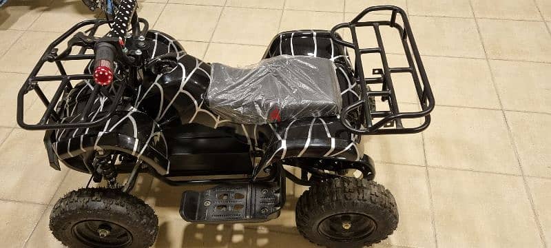 For sale: electronic four-wheeler. 0