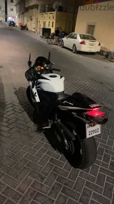 للبيع بايك 600cc