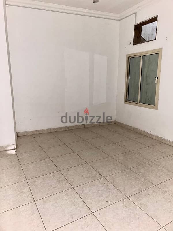 2BHK Flat in Muharraq with EWA unlimit شقة غرفتين ف المحرق مع الكهرباء 3