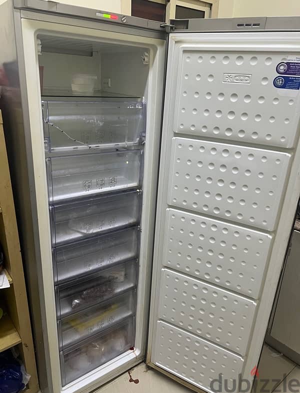 beko standing freezer 2