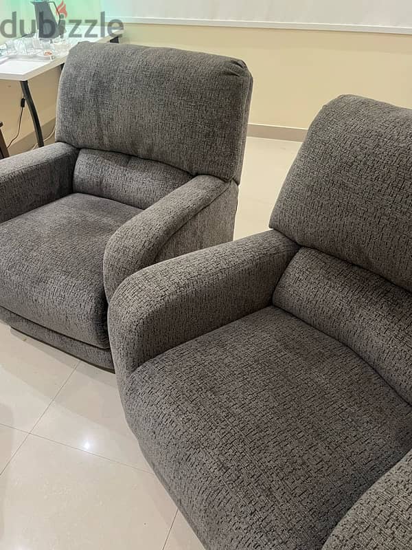 LAZY BOY CHAIRS FROM ASHLEYS 2