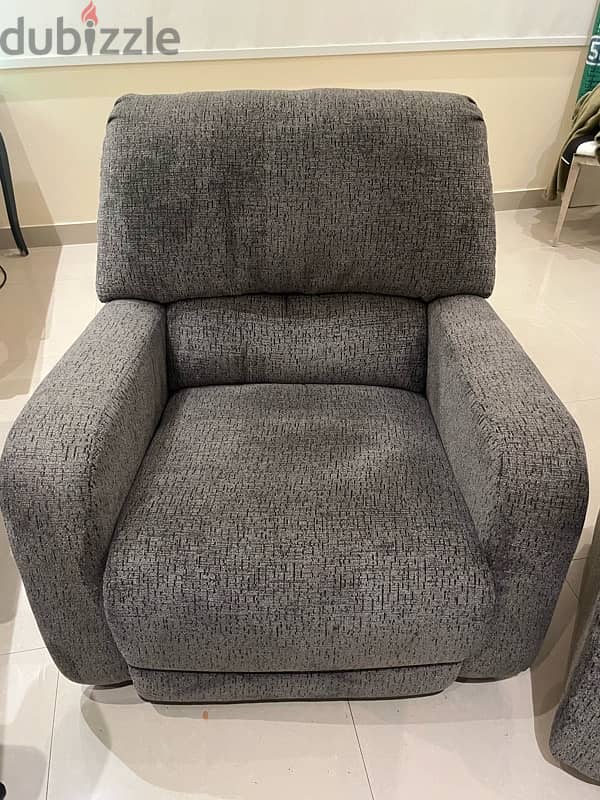 LAZY BOY CHAIRS FROM ASHLEYS 3