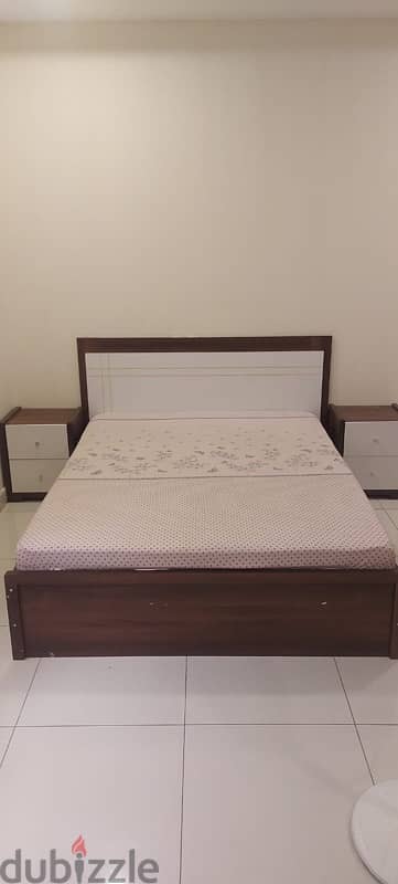 excellent condition bedroom set for sale 1