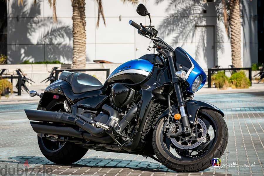 2023 Beautiful Blue BOULEVARD M109R Boss 2