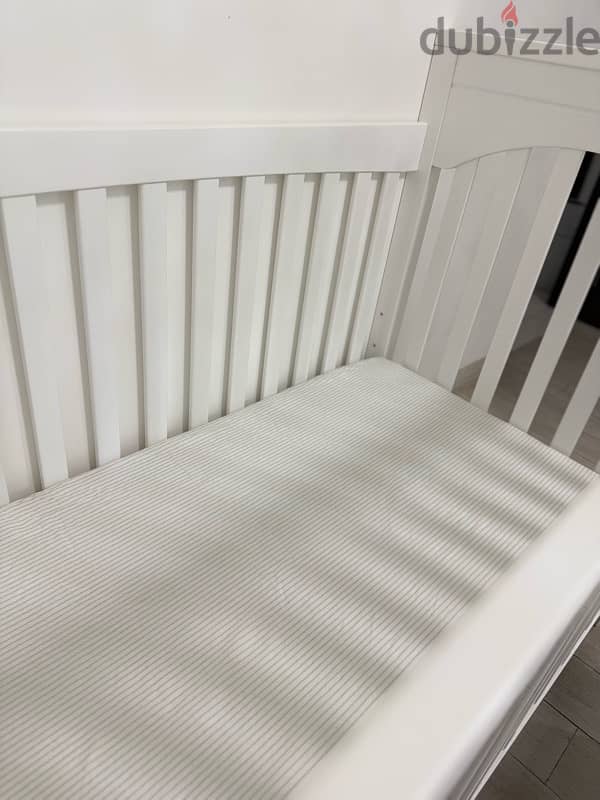 Wooden Baby Bed / Cot 0-4 Years 1