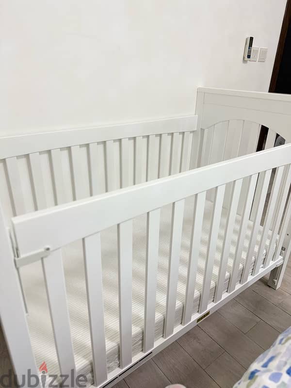 Wooden Baby Bed / Cot 0-4 Years 2