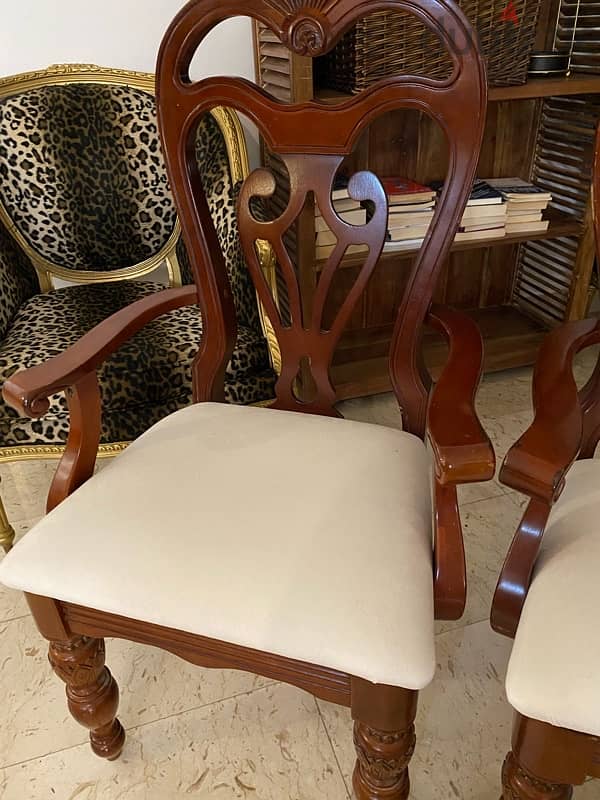 furniture in excellent condition 16