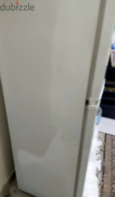 sale fridge good condition 1