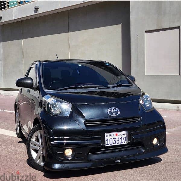 Toyota IQ 2011 10