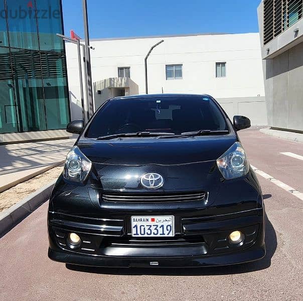 Toyota IQ 2011 14