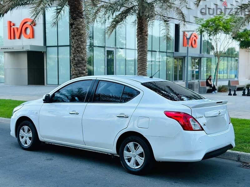 Nissan Sunny 2018 6