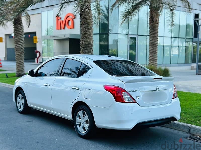 Nissan Sunny 2018 7