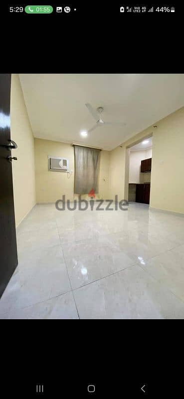 Studio for rent in Al Qudaybiyah, including electricity 0