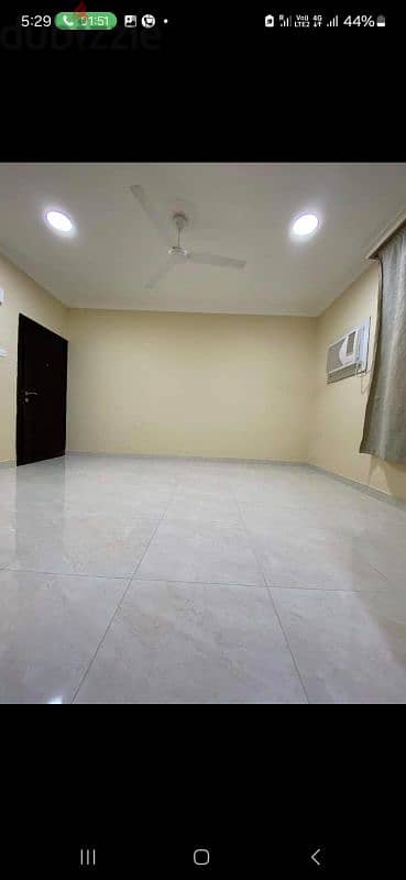 Studio for rent in Al Qudaybiyah, including electricity 2