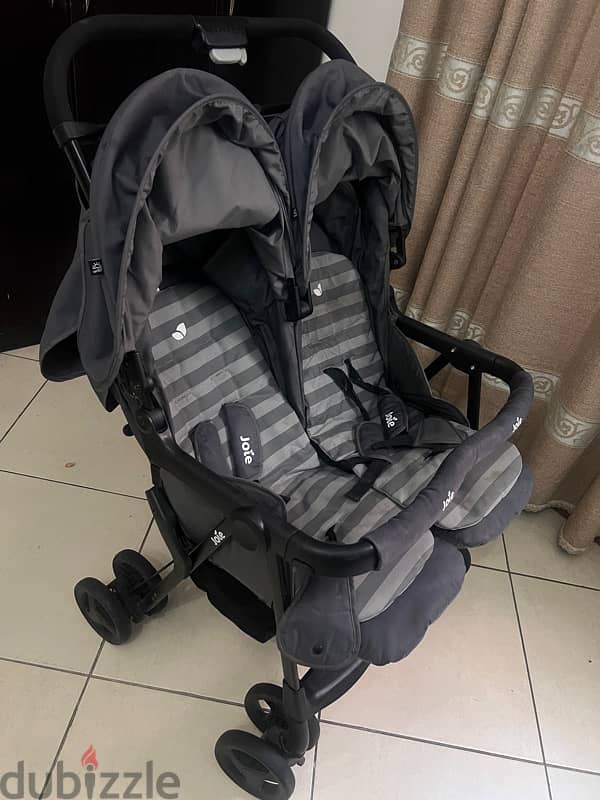 brand New JOIE Twins stroller 4