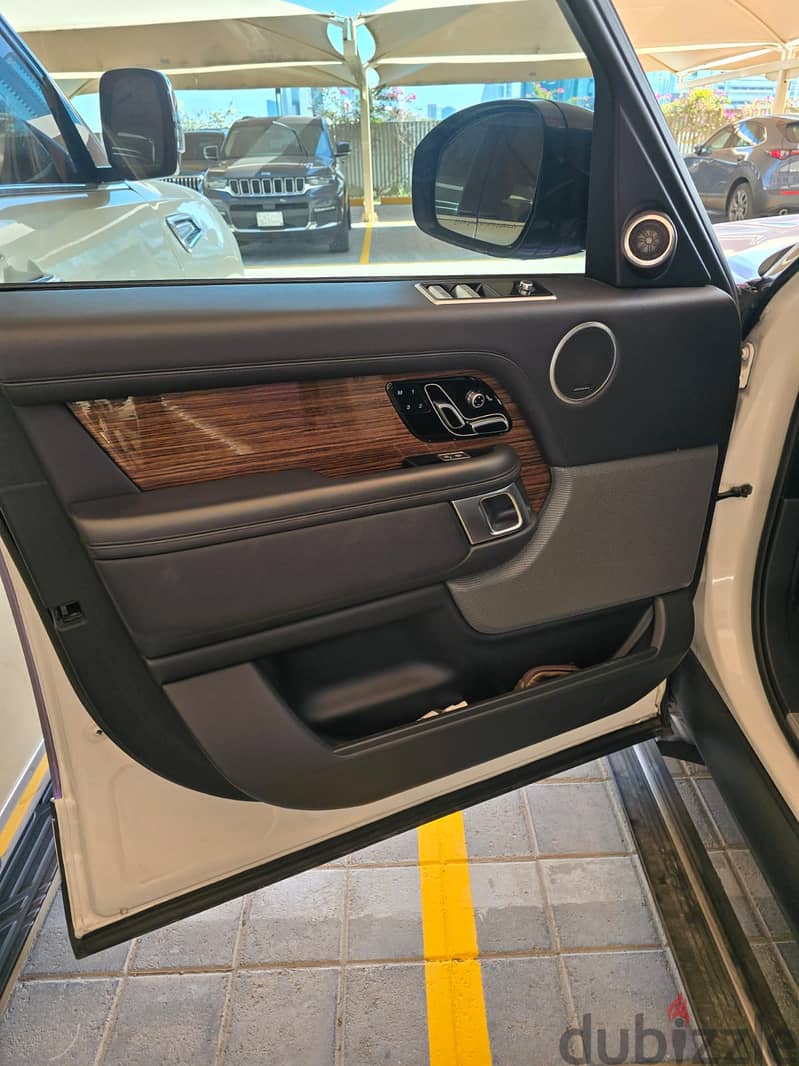 Land Rover Range Rover 2019 9