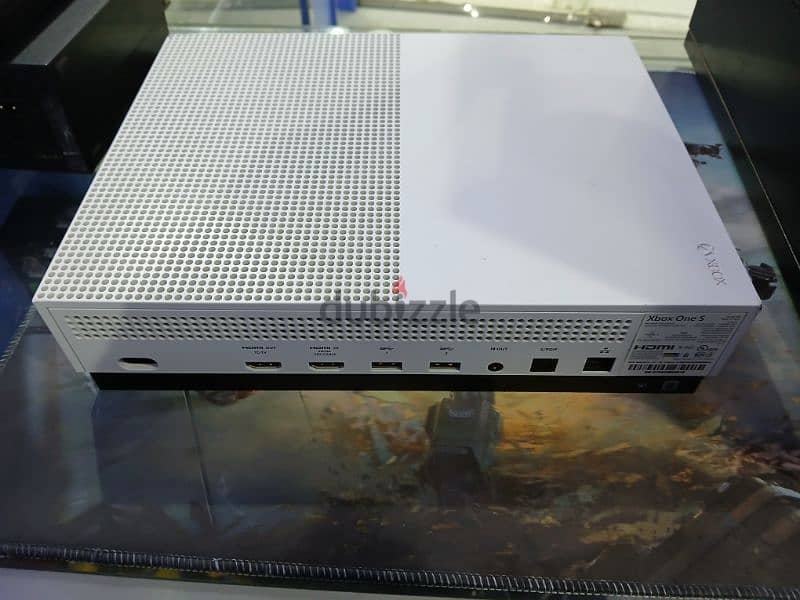 Xbox One S 1 TB Urgent Sale. 12