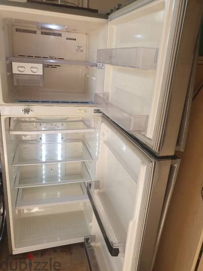 refrigitor   Lg  522 litre  very good  condition