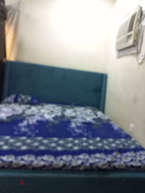 king size bed for sale 0