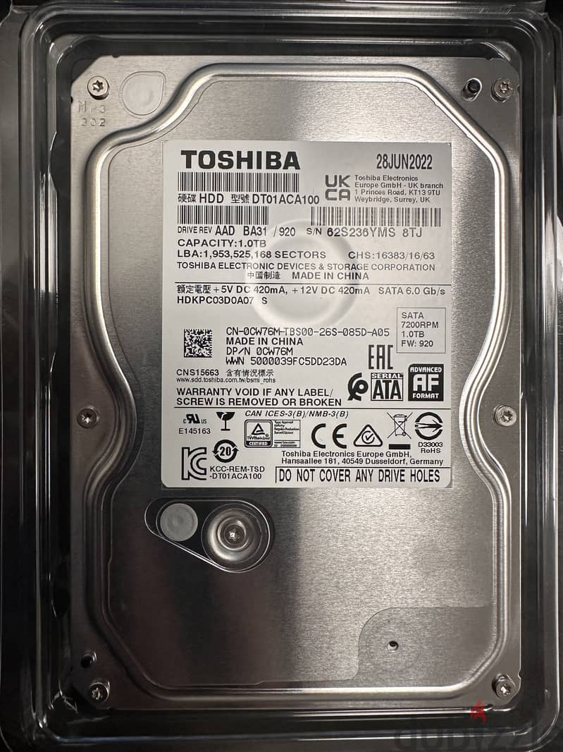 Toshiba DT01 1TB Hard Disk Drives 1