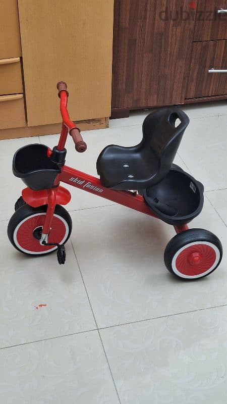 Skid Fusion kids tricycle 1