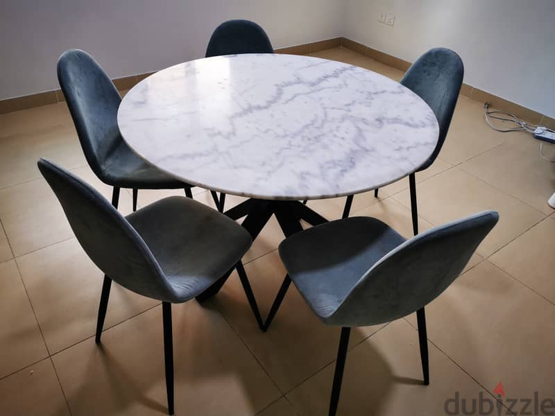 Dining table set for 5 from homecentre high quality 0