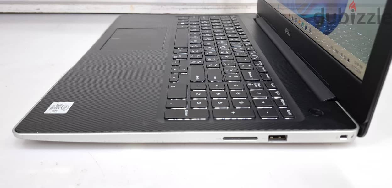 DELL Touch i5 10th Generation Laptop 15.6" Touch 16GB RAM 8GB Graphics 8