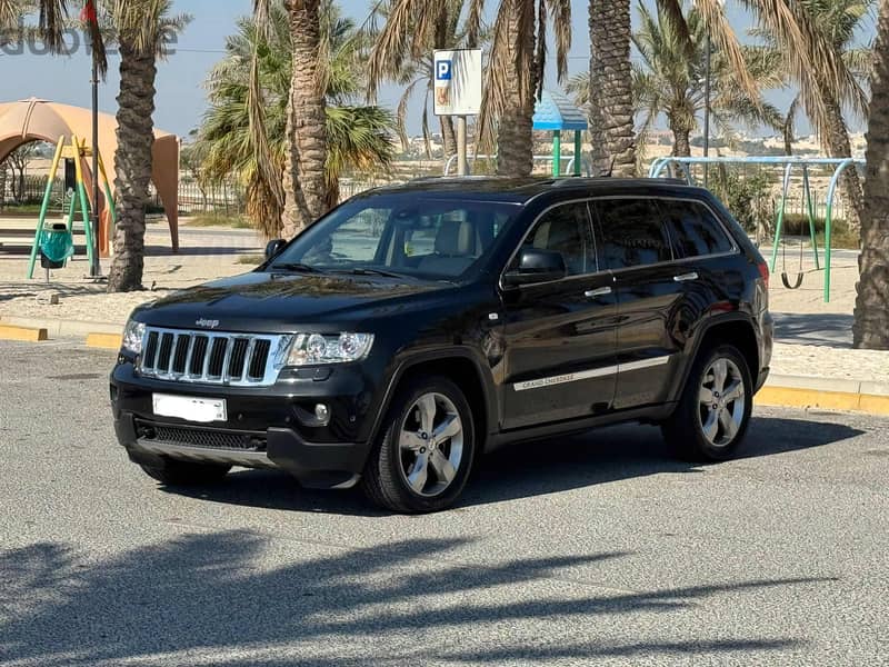 Jeep Grand Cherokee LTD 2011 Black 1