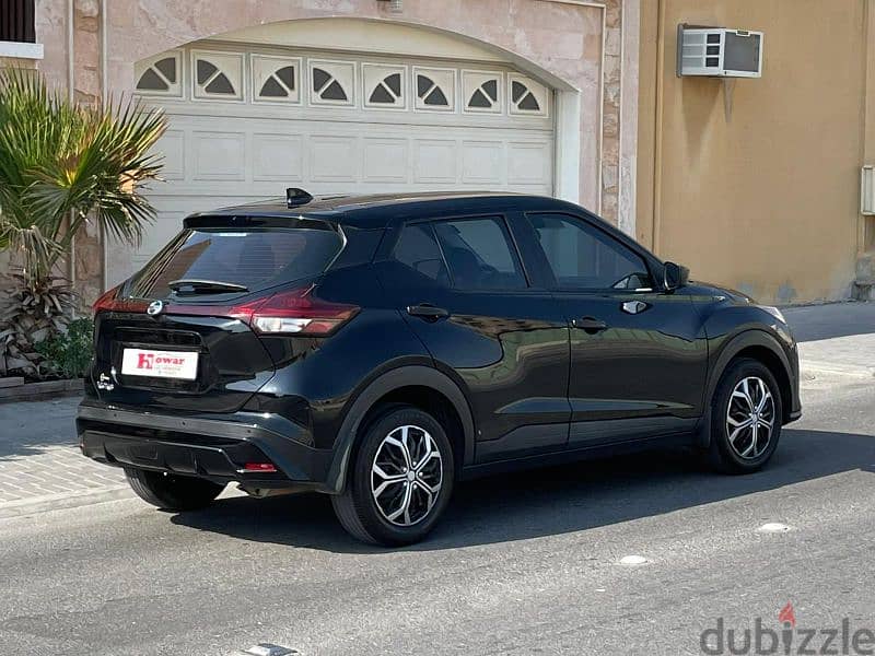 2021 model Nissan Kicks 4