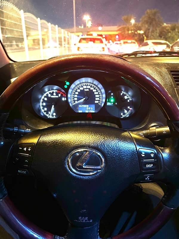 Lexus  2006 | 66932710 6