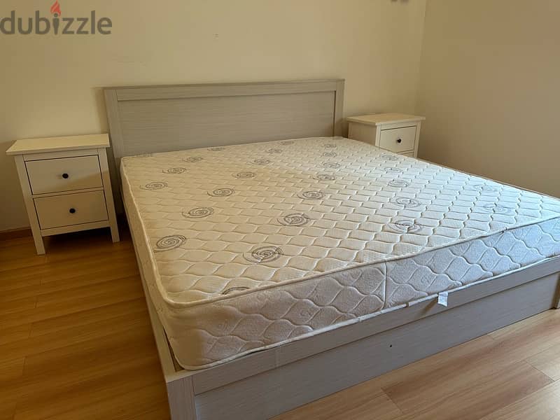 bed with mattress and 2 night stand like new condition 2