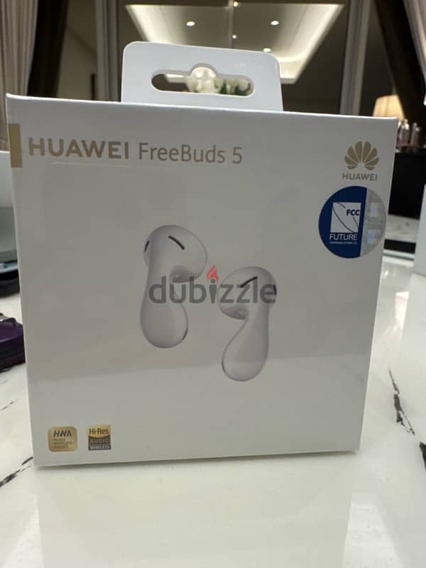 Samsung buds plus, buds live, buds , Huawei free buds 5 3