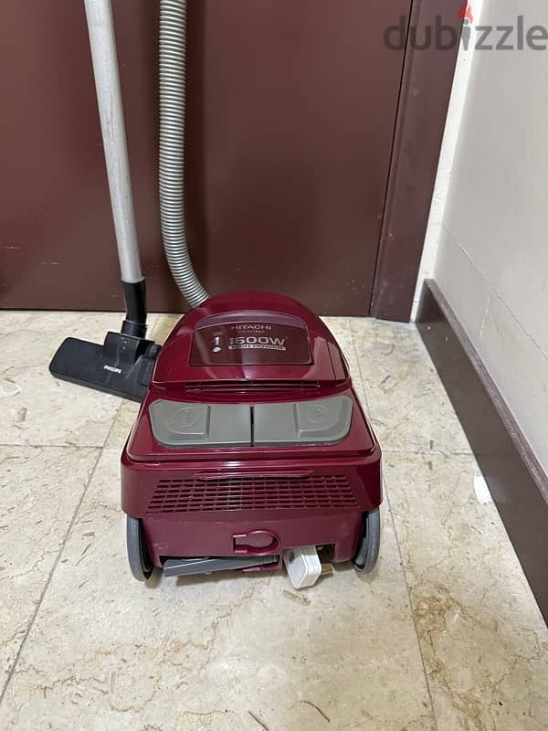 Hitachi Vaccum Cleaner 2